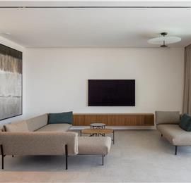 4 Bedroom Luxury Villa with Heated Pool and boat mooring, Ciovo near Trogir – Sleeps 8